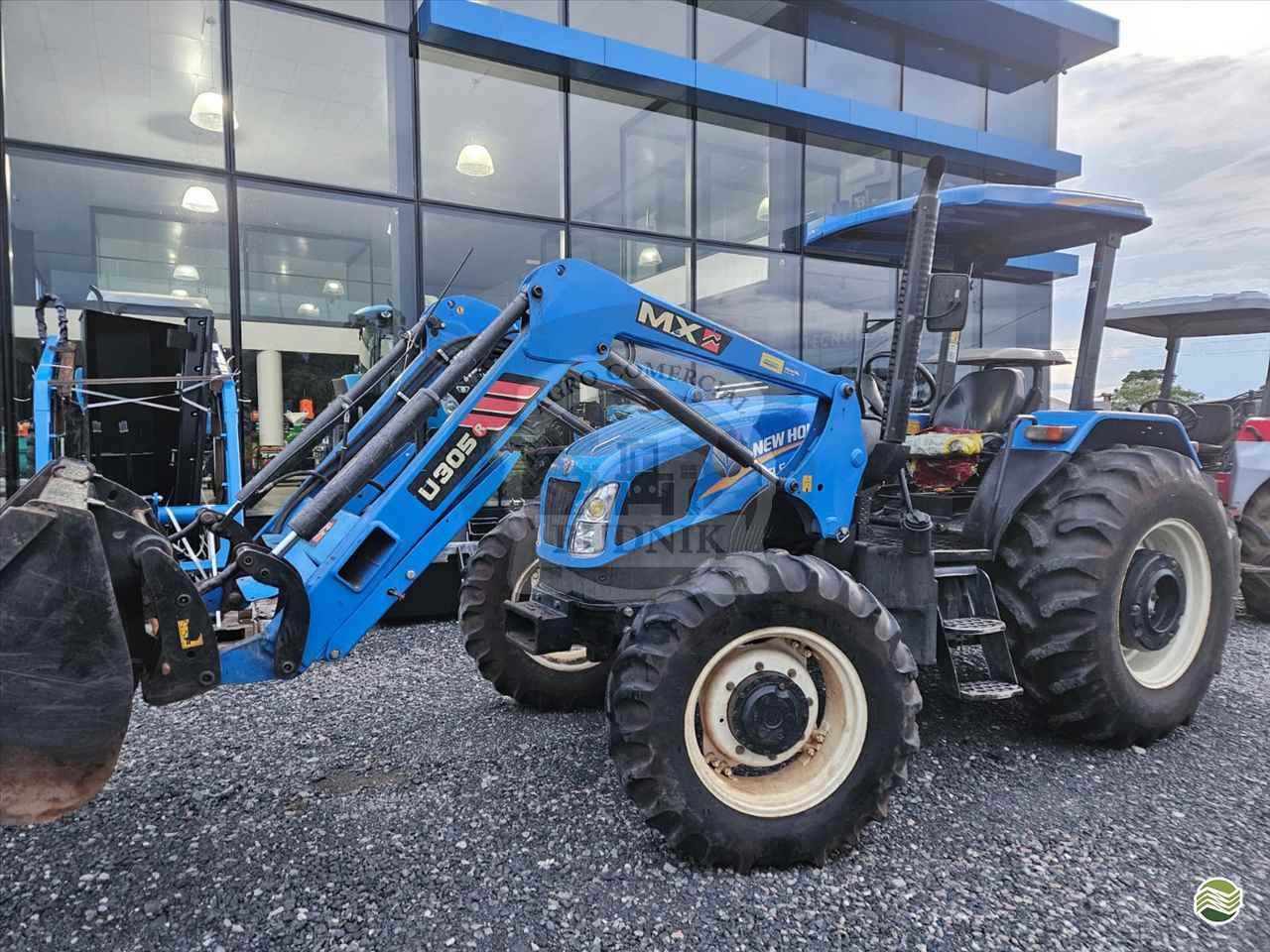 TRATOR NEW HOLLAND NEW TL5.80 Tração 4x4 Agrocomercial Rudnik - Landini ITAIOPOLIS SANTA CATARINA SC